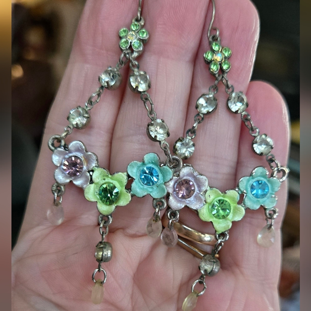 Floral Crystal Vintage Chandelier Earrings - Picture 3 of 5